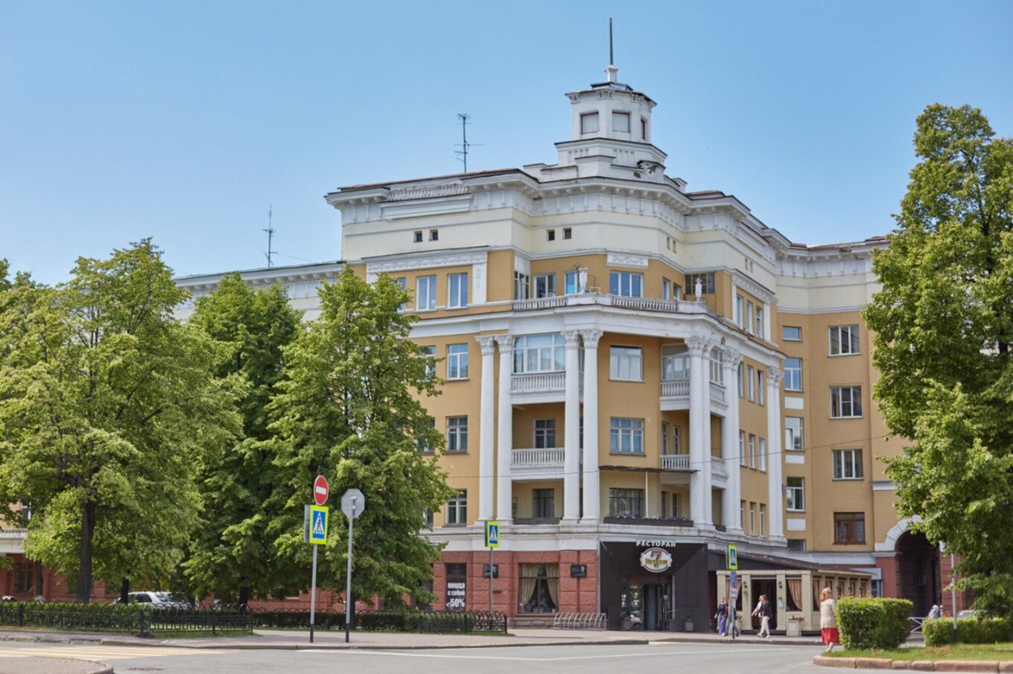 Площадь Пушкина