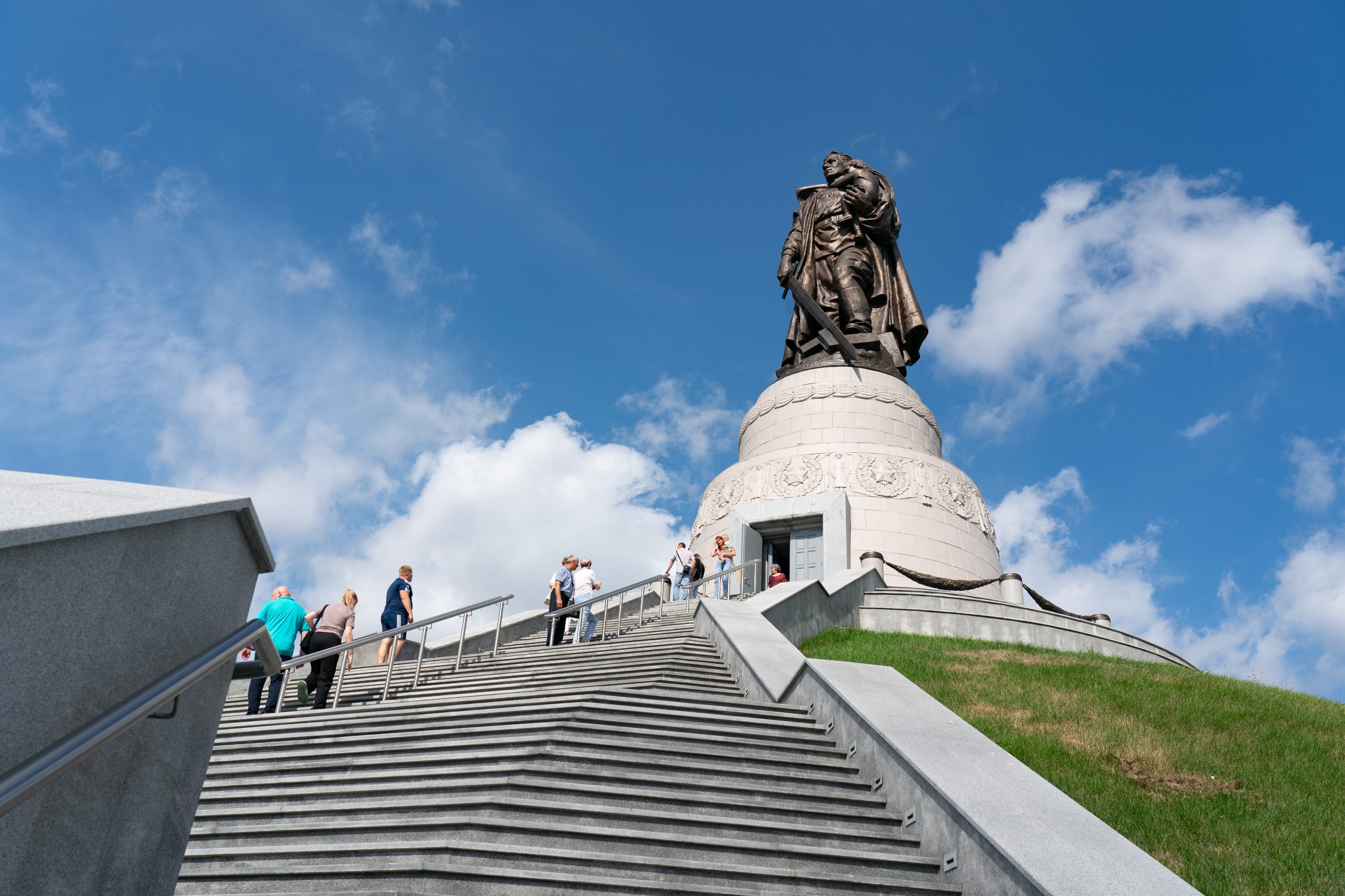 Мемориал Воину-освободителю
